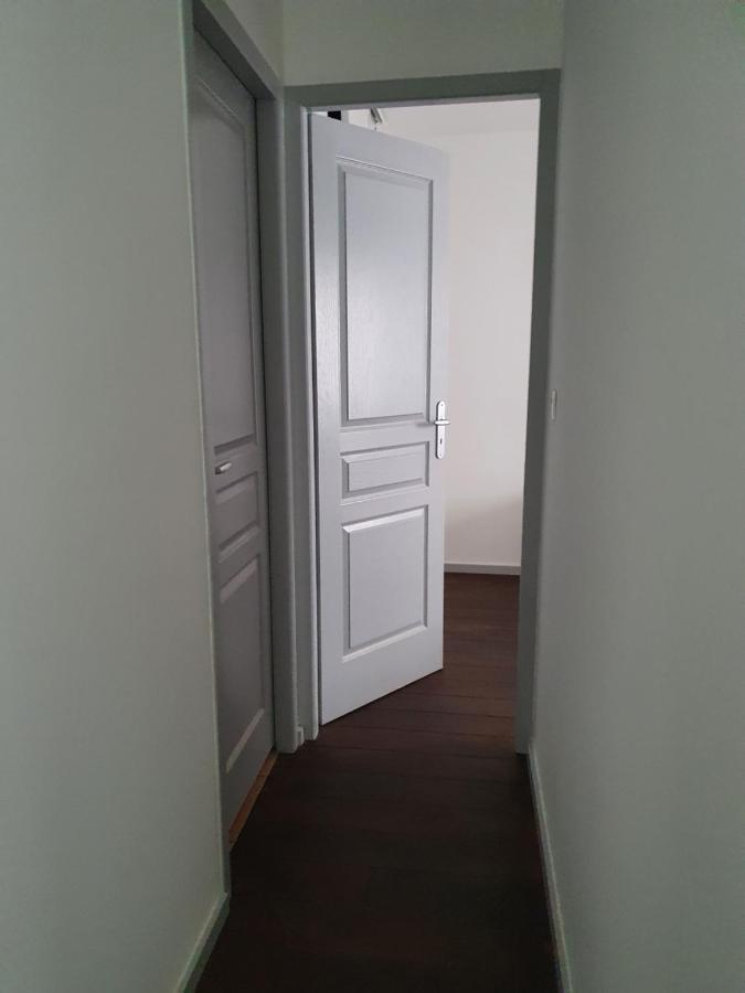 Appart A Climatise Sur Coursan Kültér fotó